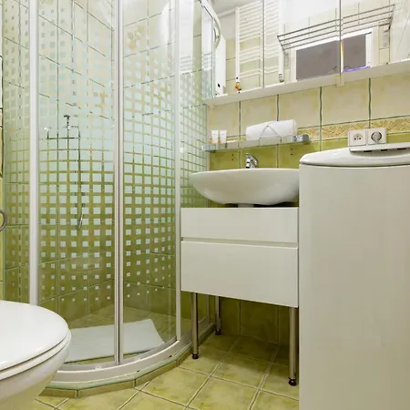 Downtown Studio Apartment By The Park By Noclegi Renters Варшава Екстер'єр фото